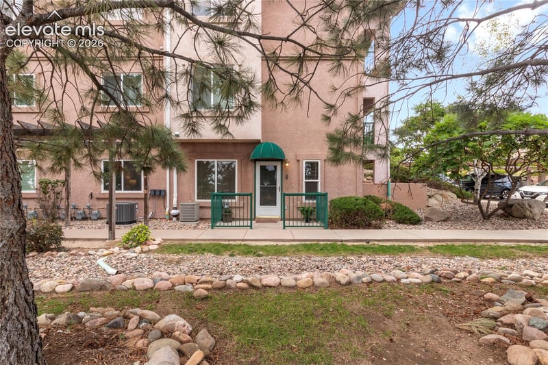 3020 Mandalay Grv #2, Colorado Springs, CO 80917