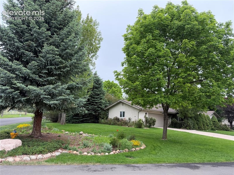 3020 Rockbrook Ln, Colorado Springs, CO 80904