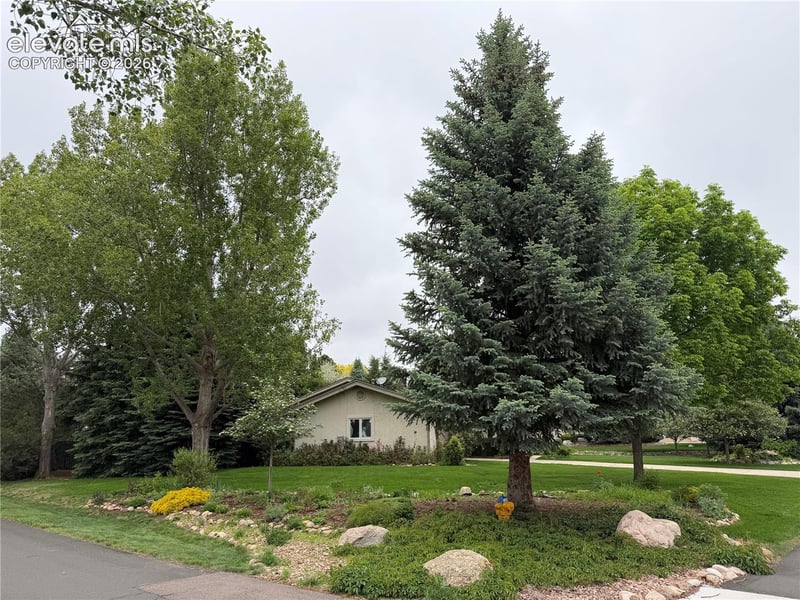 3020 Rockbrook Ln, Colorado Springs, CO 80904