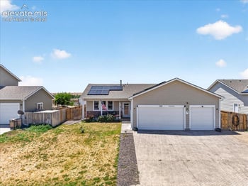 303 S 2nd Ave, Deer Trail, CO 80105