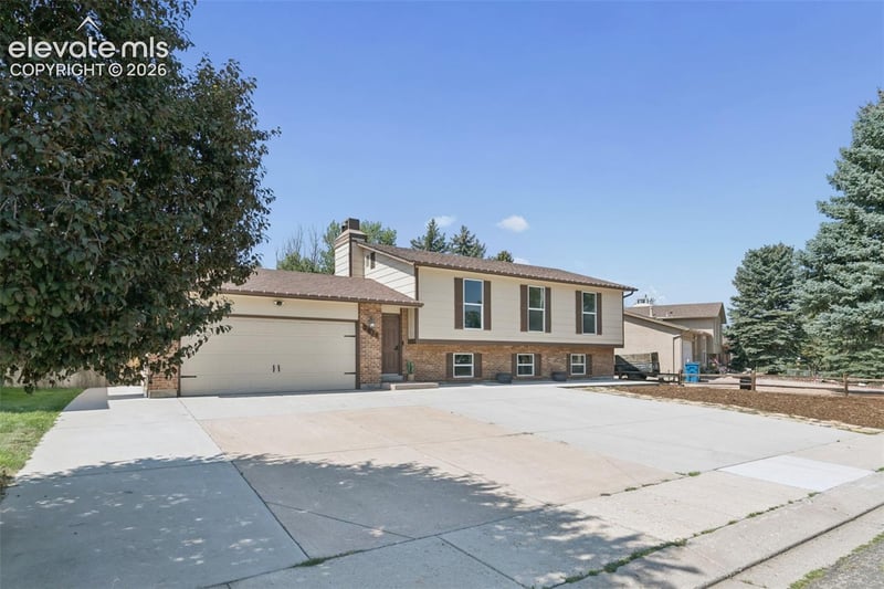 3035 Maverick Dr, Colorado Springs, CO 80918