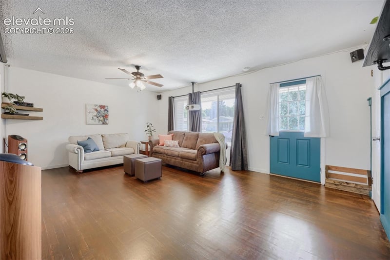 304 Doris Dr, Colorado Springs, CO 80911