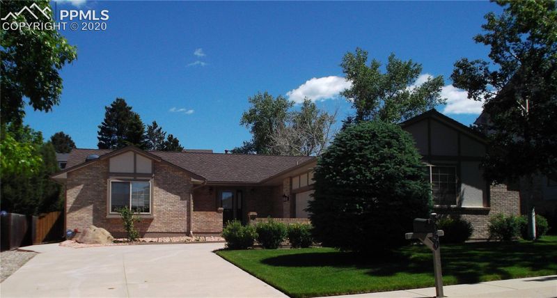 3050 Commodore Dr, Colorado Springs, CO 80920