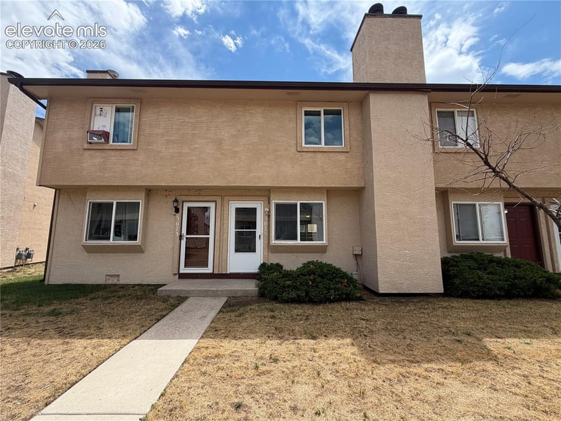 3075 Starlight Cir, Colorado Springs, CO 80916