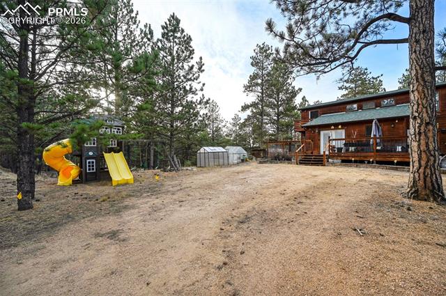 31 Wallace Dr, Florissant, CO 80816