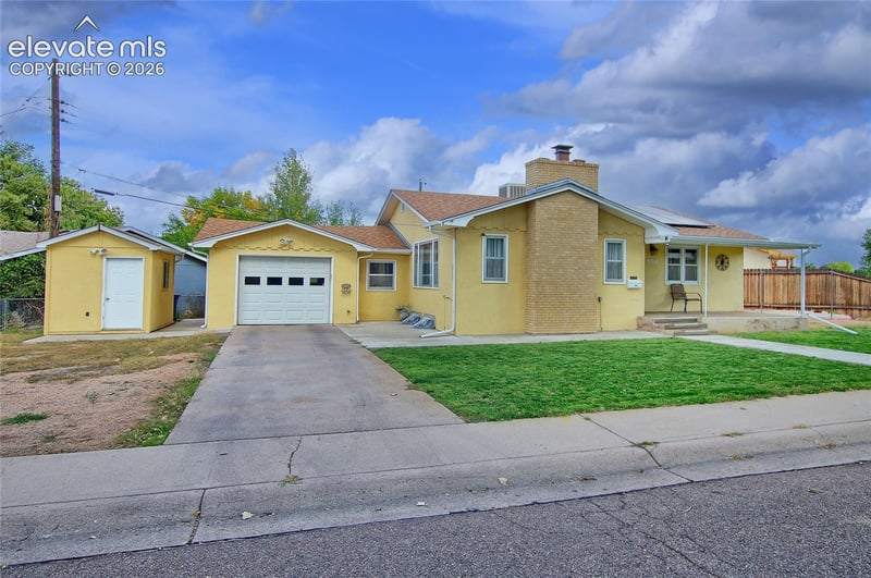 3111 Royal Ave, Pueblo, CO 81005