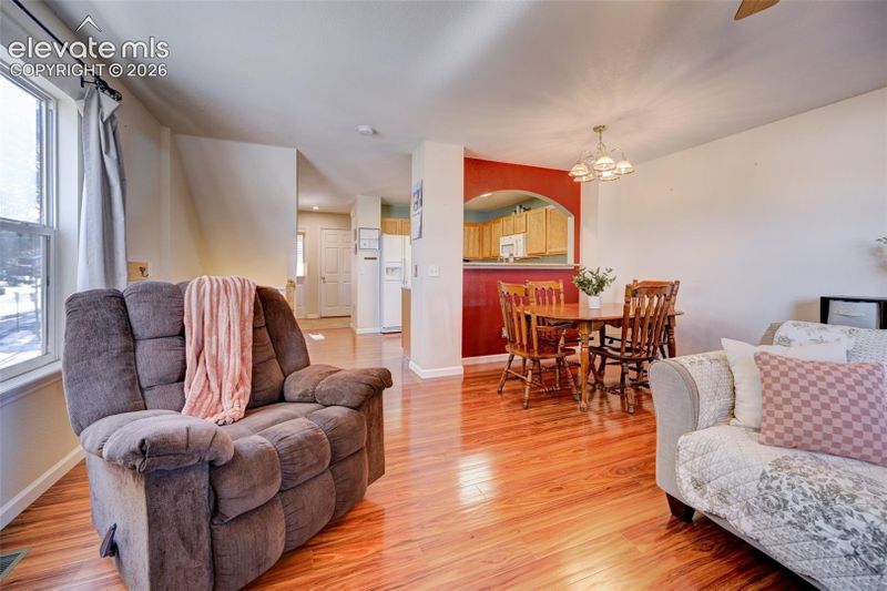 3127 Hearthridge Cir, Colorado Springs, CO 80918