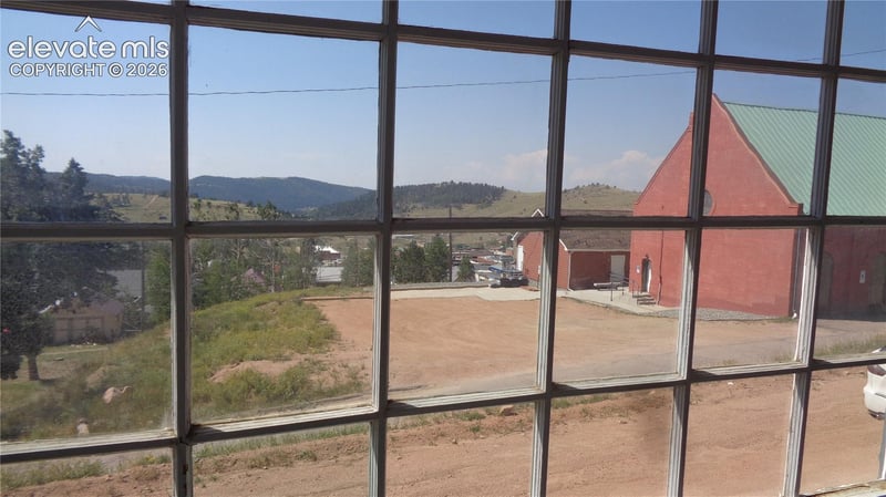 313 E Golden Ave, Cripple Creek, CO 80813