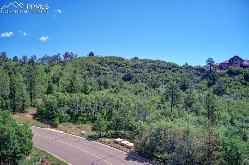 3195 Cedar Heights Dr, Colorado Springs, CO 80904