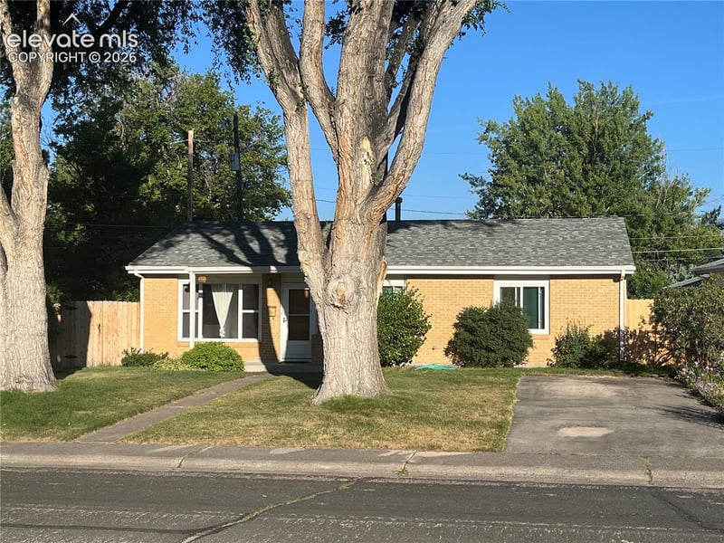 3202 Poinsetta Dr, Colorado Springs, CO 80907