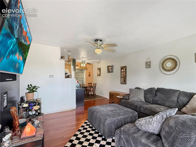 3206 Canterbury Ln, Pueblo, CO 81005