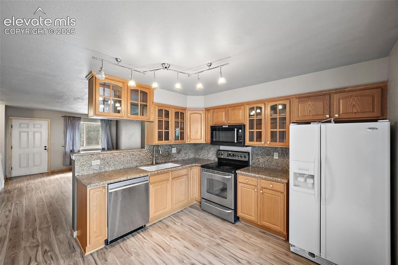 3216 Vail Pass Dr, Colorado Springs, CO 80917
