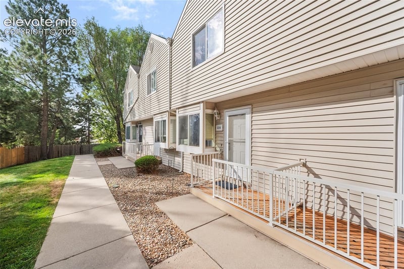 3216 Vail Pass Dr, Colorado Springs, CO 80917