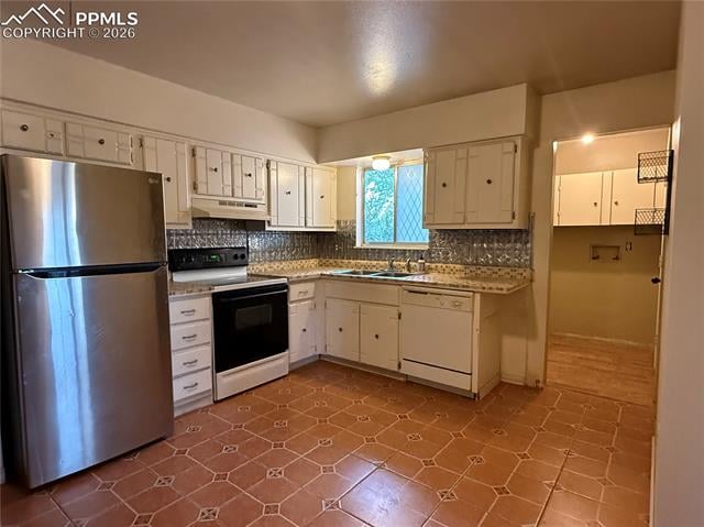 322 Iris Dr, Fountain, CO 80817