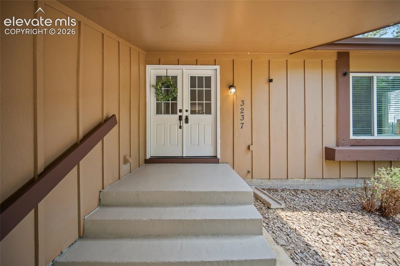 3237 Breckenridge Dr, Colorado Springs, CO 80906