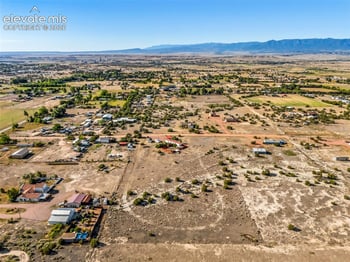 325 5th St, Penrose, CO 81240