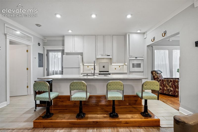 33 Maid Marian Dr, Divide, CO 80814