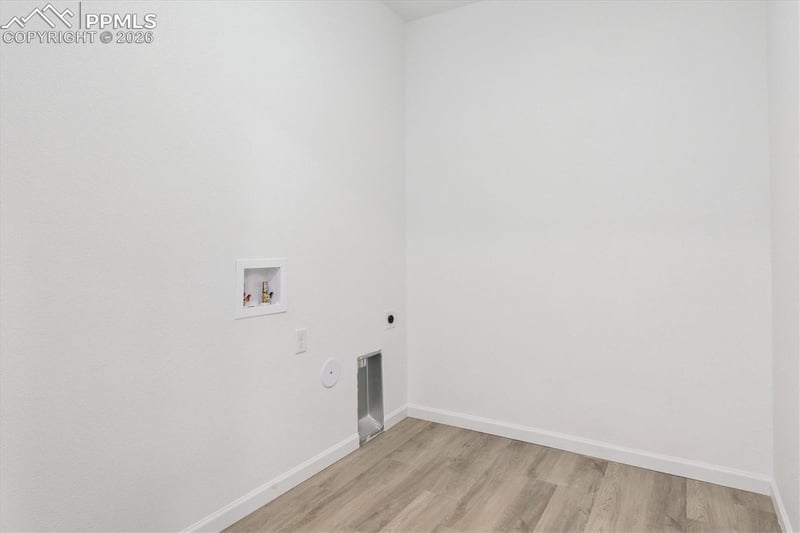 3302 Bella Notte Dr, Pueblo, CO 81001