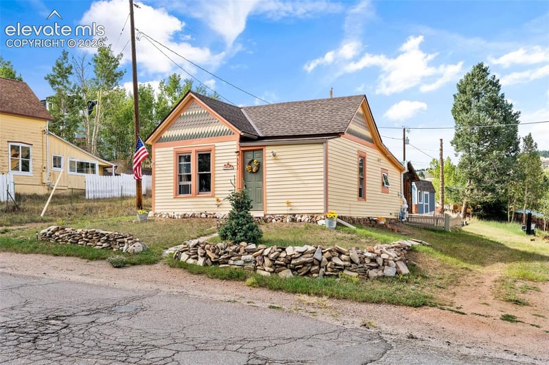 331 E Golden Ave, Cripple Creek, CO 80813