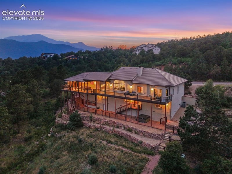 3325 Cedar Heights Dr, Colorado Springs, CO 80904