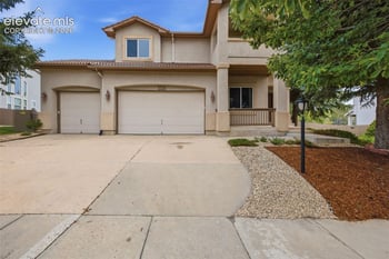 3335 Hollycrest Dr, Colorado Springs, CO 80920