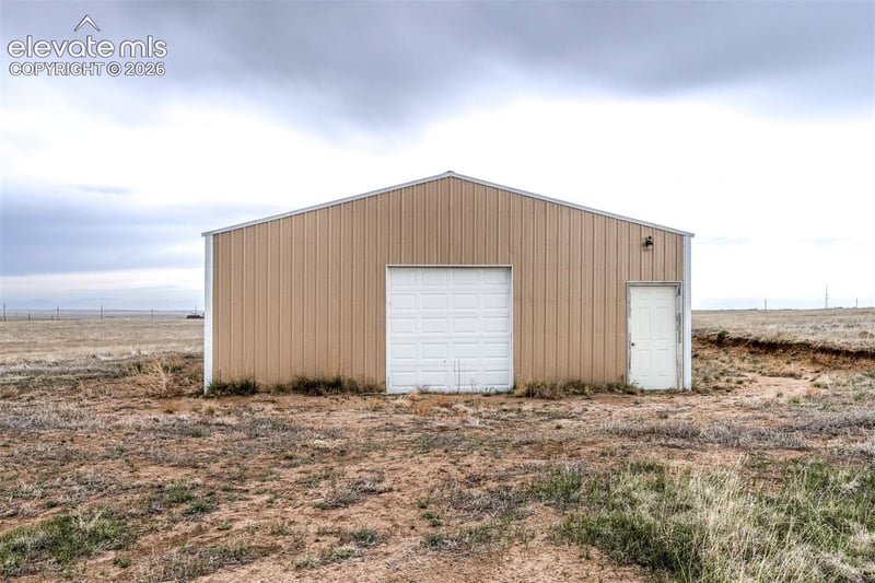 33455 Fossinger Rd, Yoder, CO 80864
