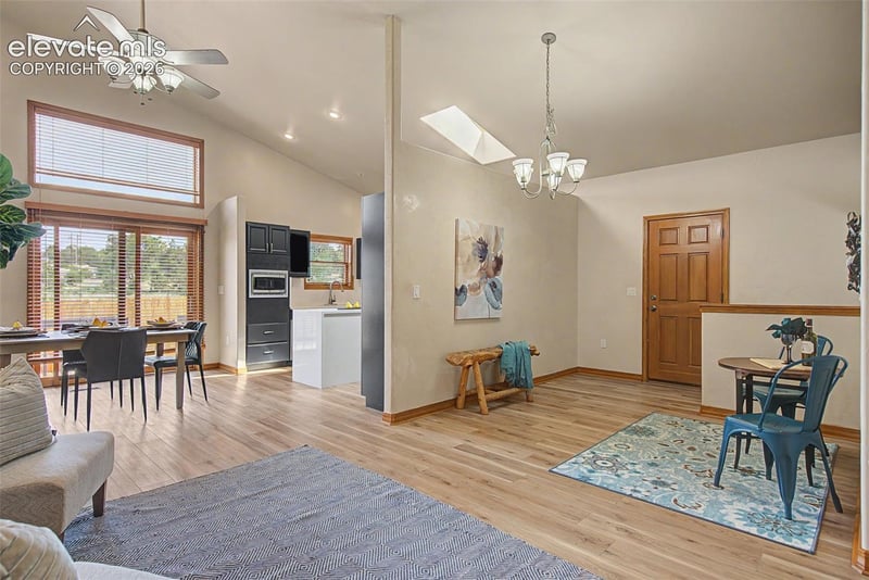 3350 Templeton Gap Rd, Colorado Springs, CO 80907