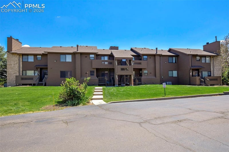 3356 Capstan Way, Colorado Springs, CO 80906