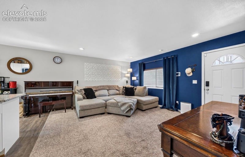 3389 Foxridge Dr, Colorado Springs, CO 80916