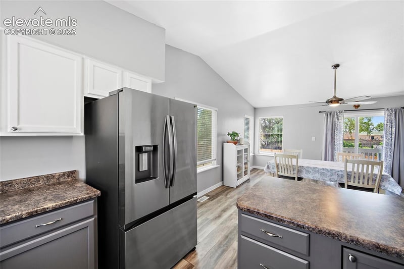 34 E Bonanza Dr, Pueblo, CO 81007