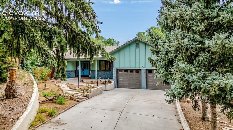 34 Newport Cir, Colorado Springs, CO 80906