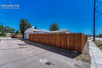 3402 N Institute St, Colorado Springs, CO 80907