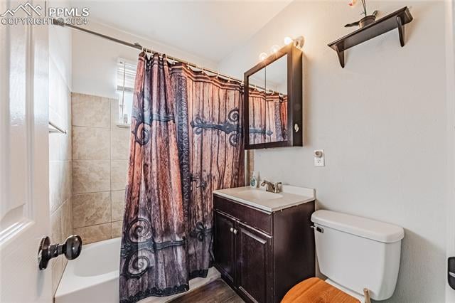 3412 Devonshire Ln, Pueblo, CO 81005