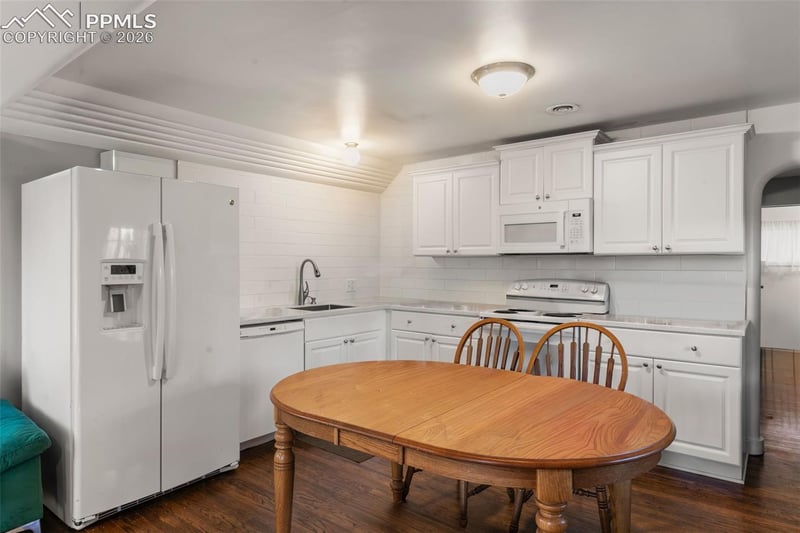 3414 W Pikes Peak Ave, Colorado Springs, CO 80904
