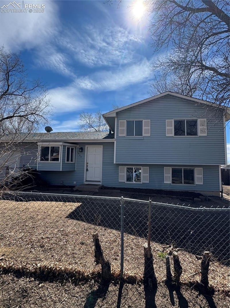 3420 Springnite Dr, Colorado Springs, CO 80916