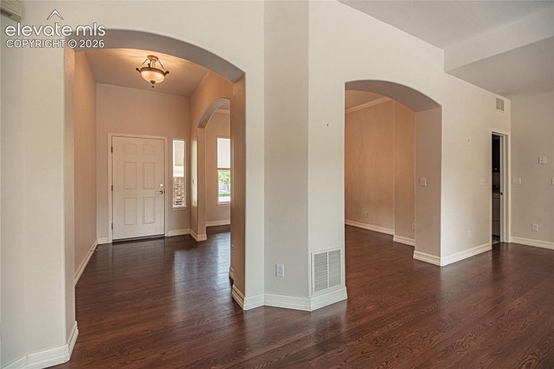 3527 Oak Meadow Dr, Colorado Springs, CO 80920