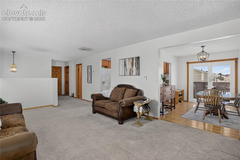 355 S Birchwood Dr, Pueblo West, CO 81007