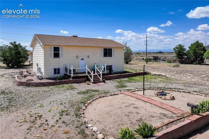 355 S Birchwood Dr, Pueblo West, CO 81007