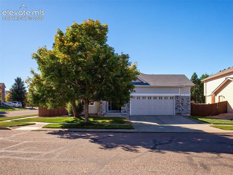 3595 Shady Rock Dr, Colorado Springs, CO 80920