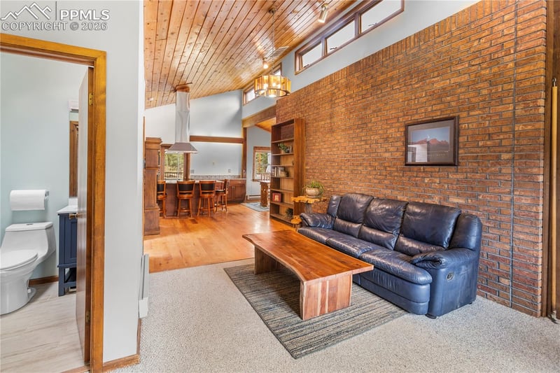 36 Illini Dr, Woodland Park, CO 80863
