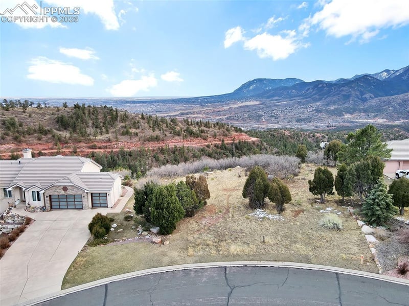 3610 Twisted Oak Cir, Colorado Springs, CO 80904