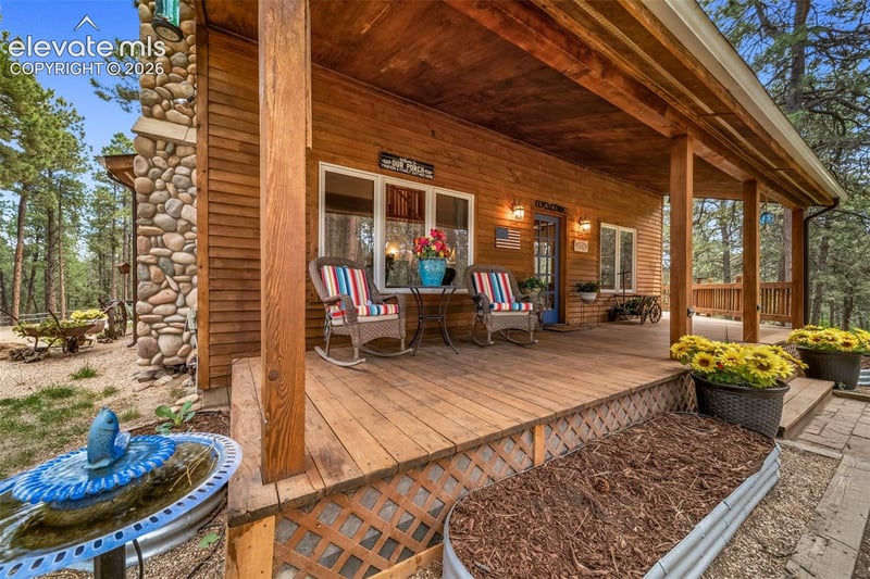 3654 Estates Cir, Larkspur, CO 80118
