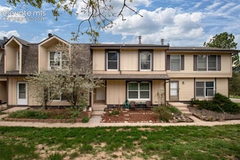 367 Raspberry Ln, Monument, CO 80132