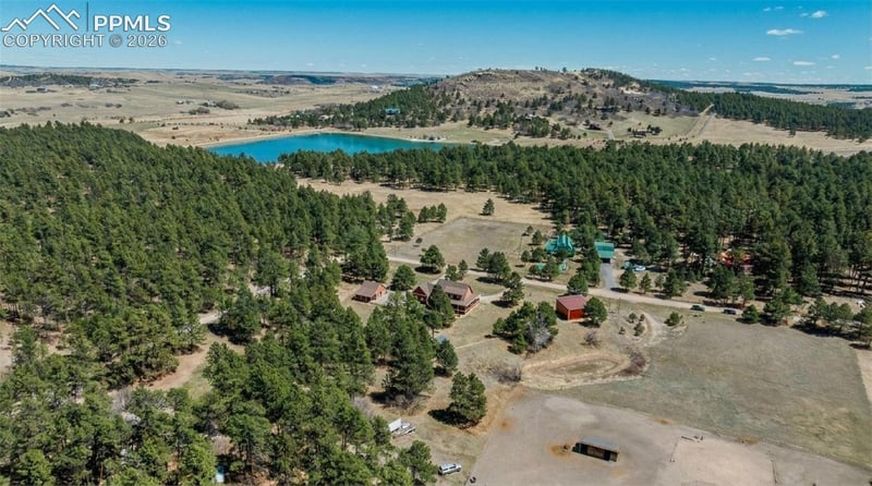 3711 Estates Cir, Larkspur, CO 80118