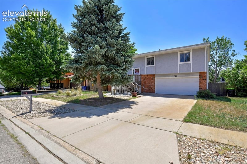 3711 Lander Ln, Colorado Springs, CO 80909