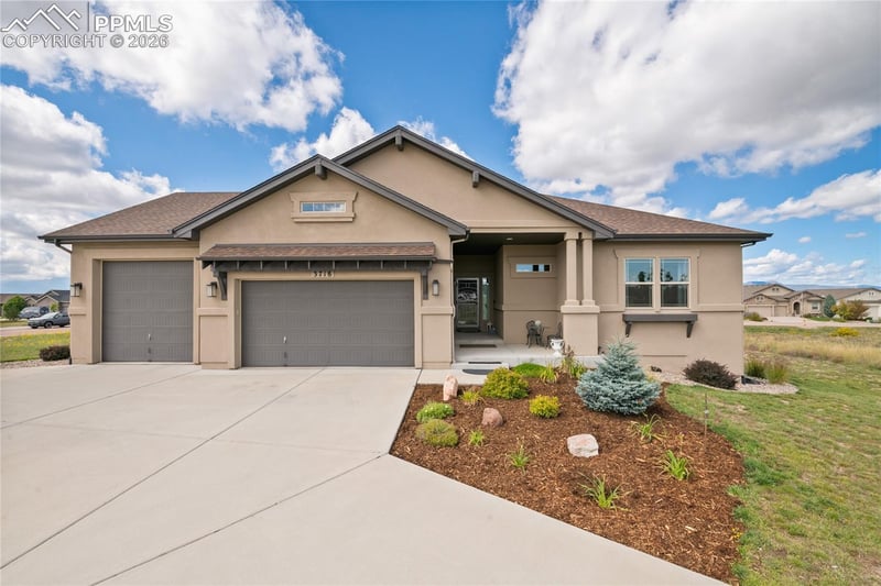 3718 Sky Rim Ct, Colorado Springs, CO 80908