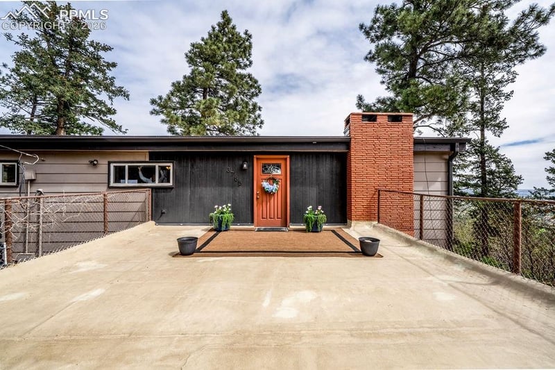 3785 Overlook Rd, Colorado Springs, CO 80906