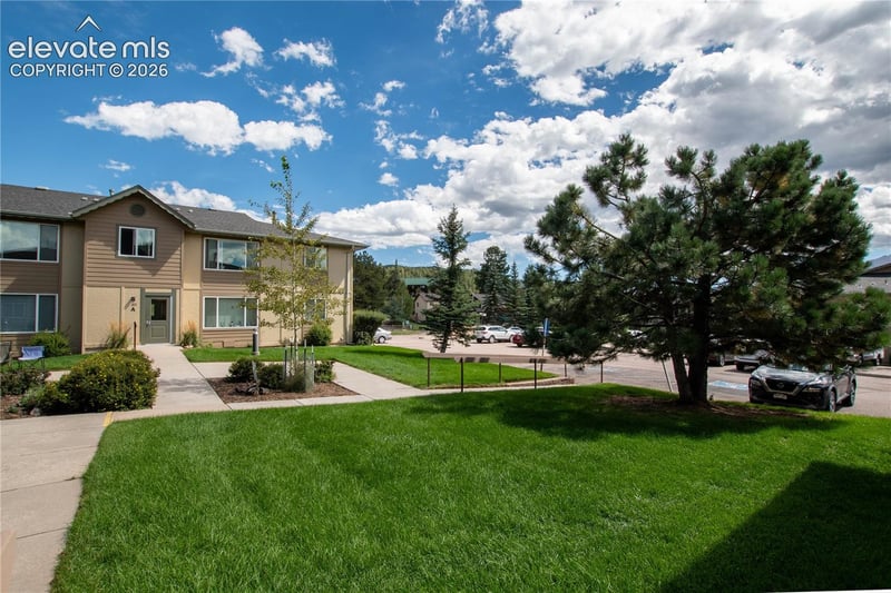 380 Paradise Cir #C6, Woodland Park, CO 80863