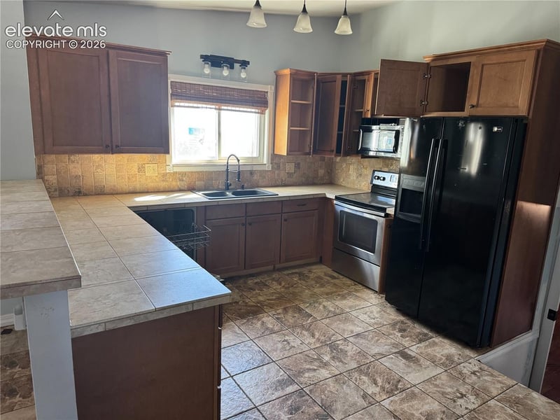 3845 Inspiration Dr, Colorado Springs, CO 80917