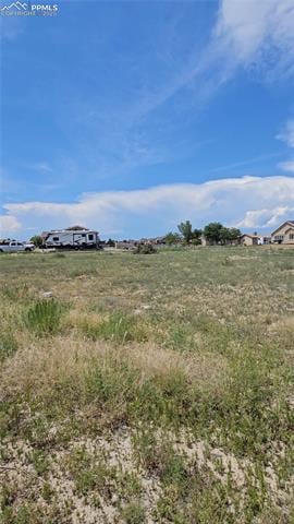 385 E Larchmont Dr, Pueblo, CO 81007